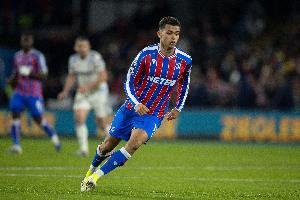 TA：埃弗顿正在与水晶宫谈判，双方探讨麦克尼尔和布伦南互换交易