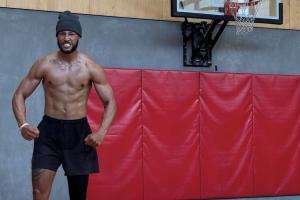 一支西部球队开出训练营合同！Spears：本西还想打2028奥运会